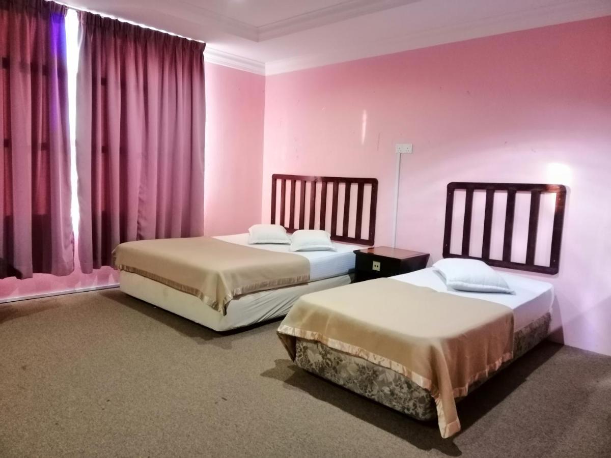 Hotel Nawar Pasir Mas Extérieur photo