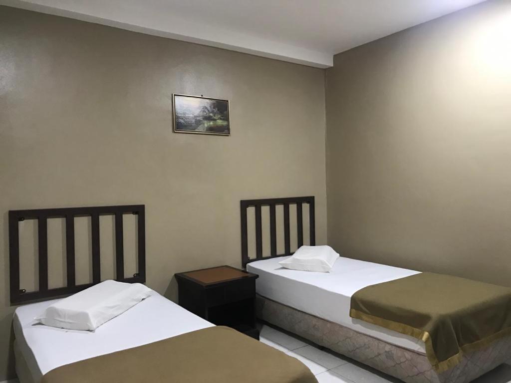 Hotel Nawar Pasir Mas Extérieur photo