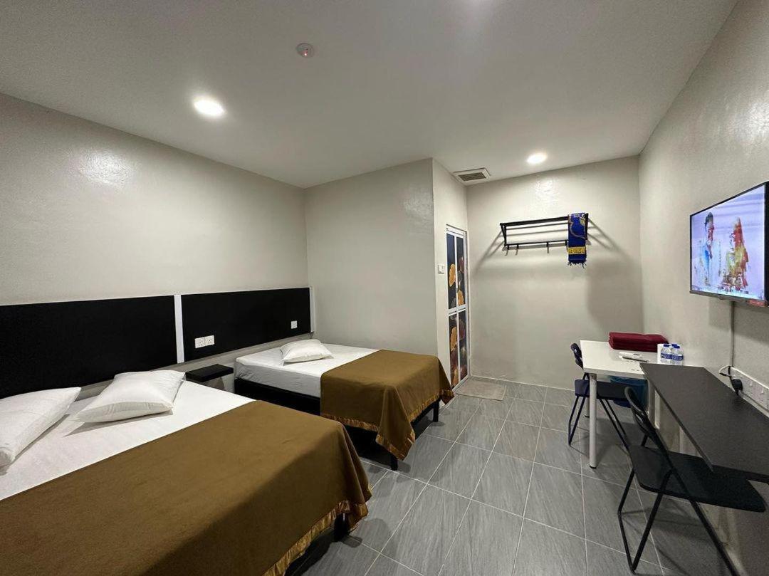 Hotel Nawar Pasir Mas Extérieur photo